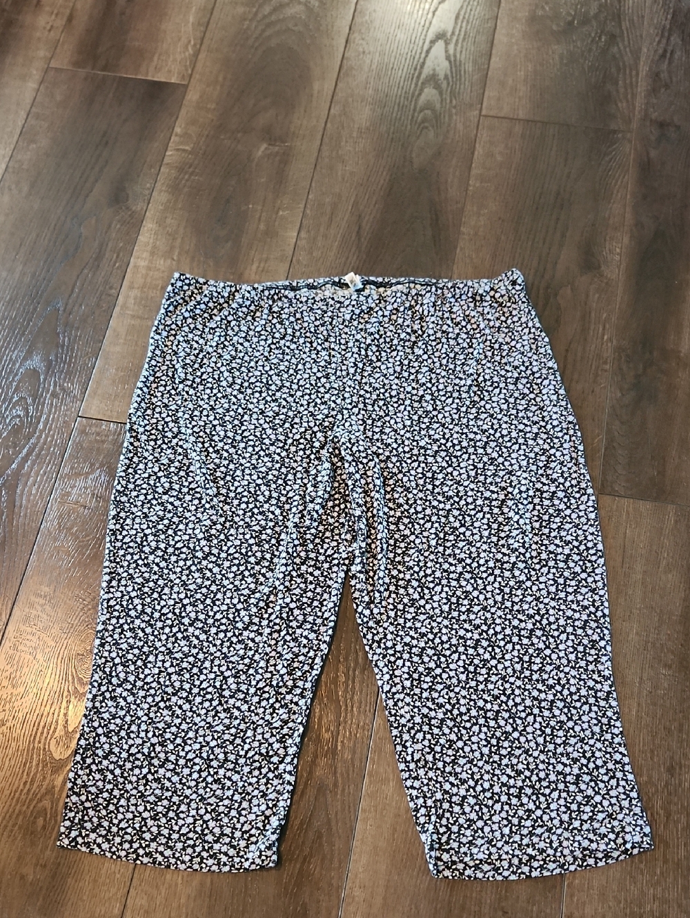 Womens's Black Purple  Floral Stretch Lounge Pants